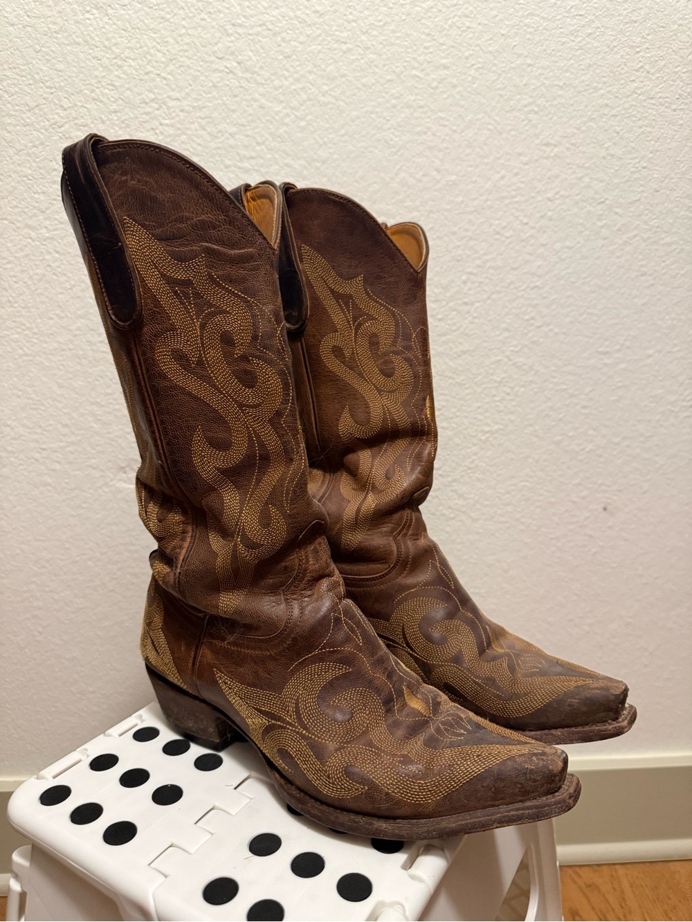 Old Gringo Embroidered Vintage Leather Western Boots - Women